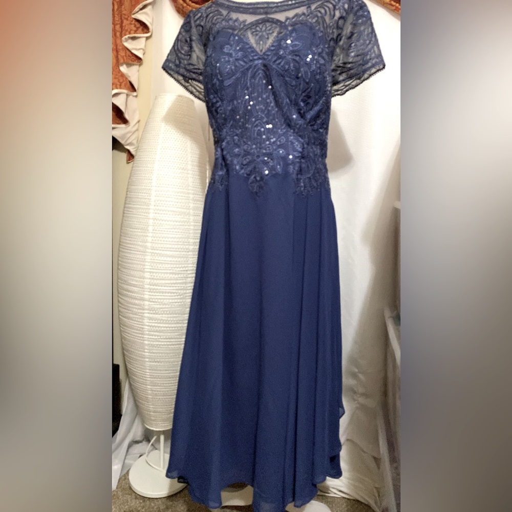 JJ’s House Navy Blue elegant cocktail laced dress with sequins.